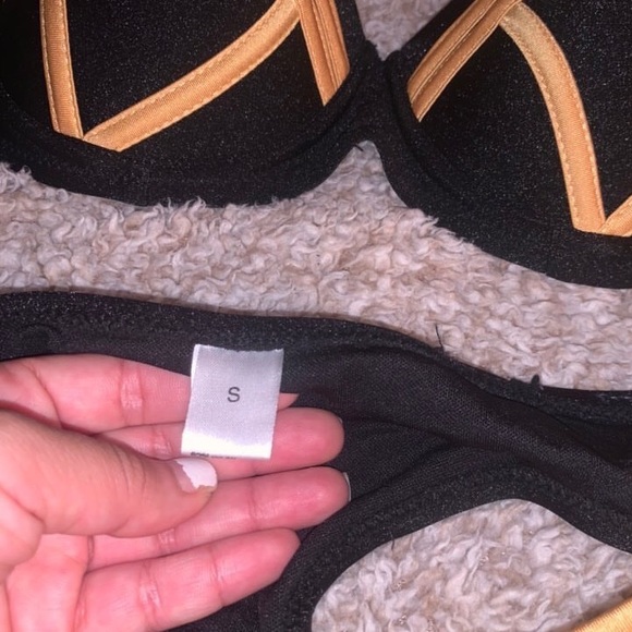 Two piece bikini - Picture 4 of 6